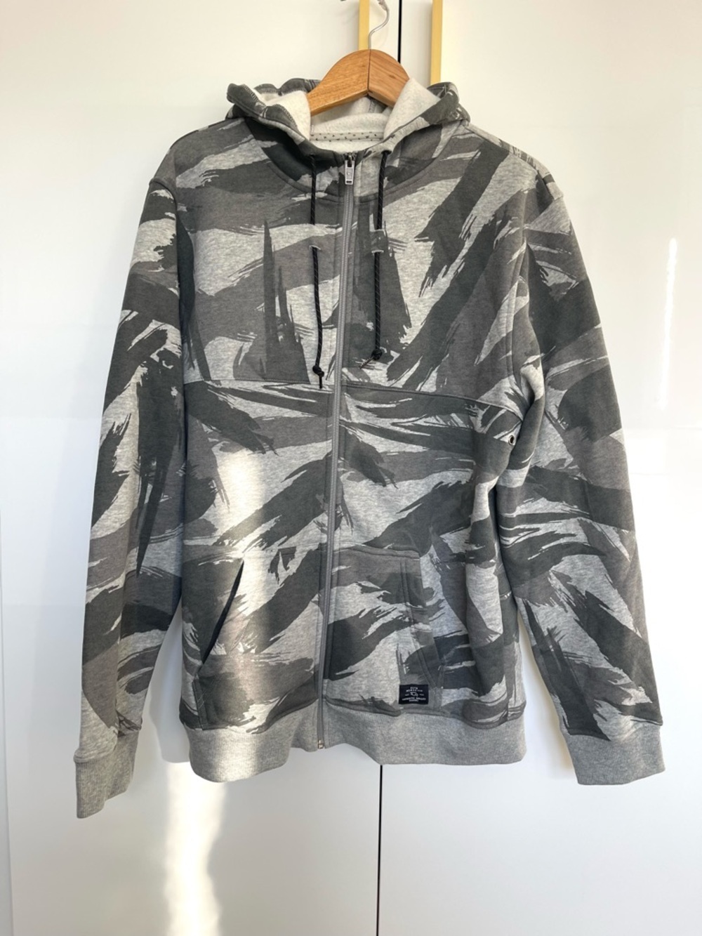 Tony Hawk Gray Zip Hoodie Large